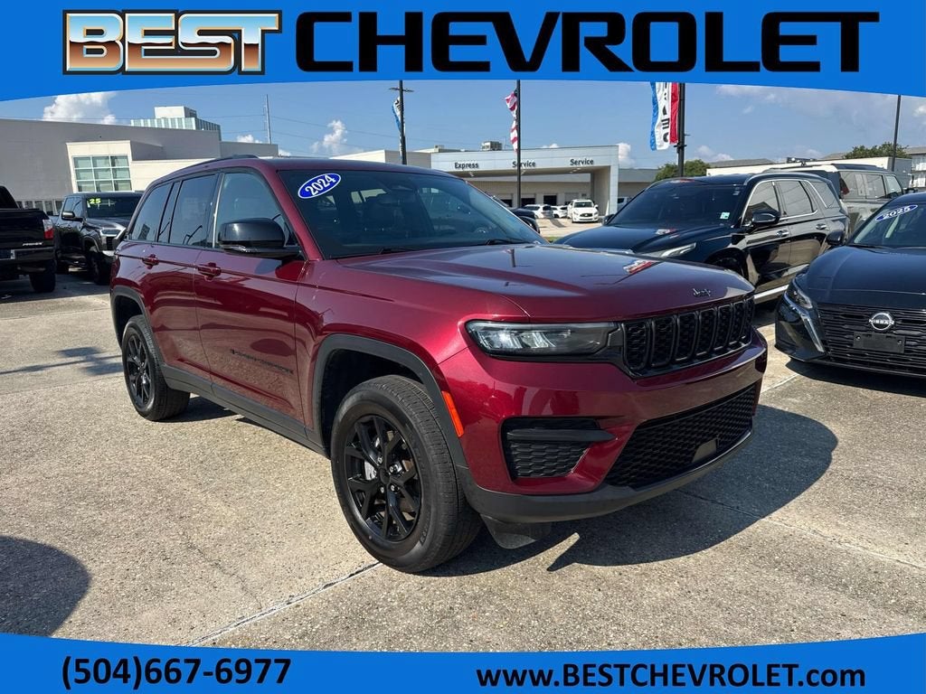2024 Jeep Grand Cherokee Altitude in Red — front three-quarter view